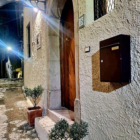 Casa Vacanze Donna Erminia Villa Calitri Luaran gambar